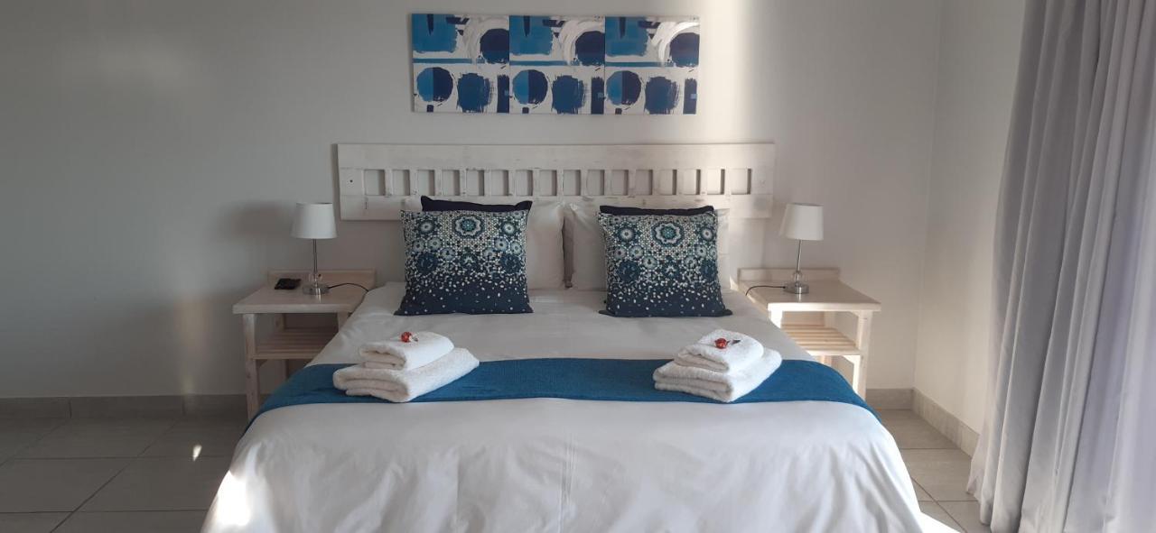Ocean View Guest House Jeffreys Bay Bagian luar foto