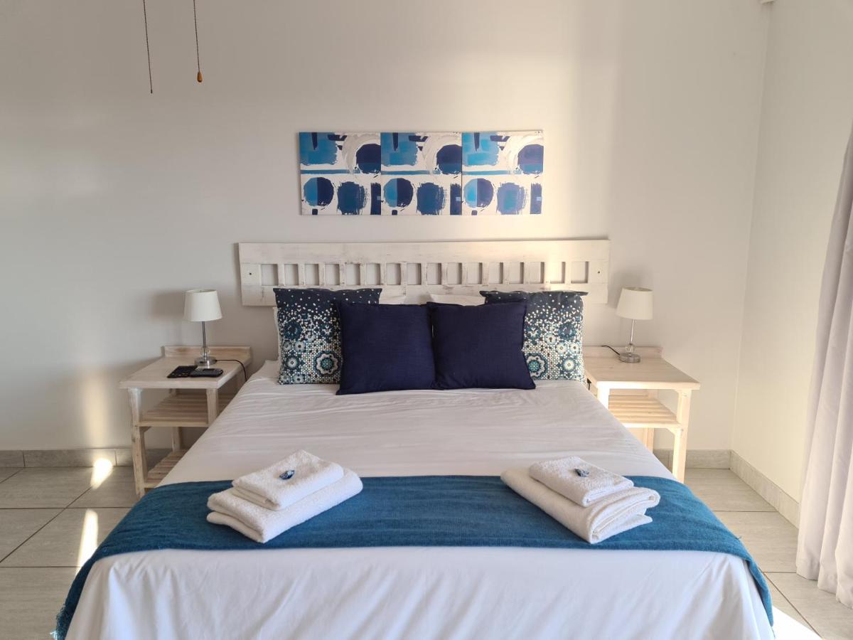 Ocean View Guest House Jeffreys Bay Bagian luar foto